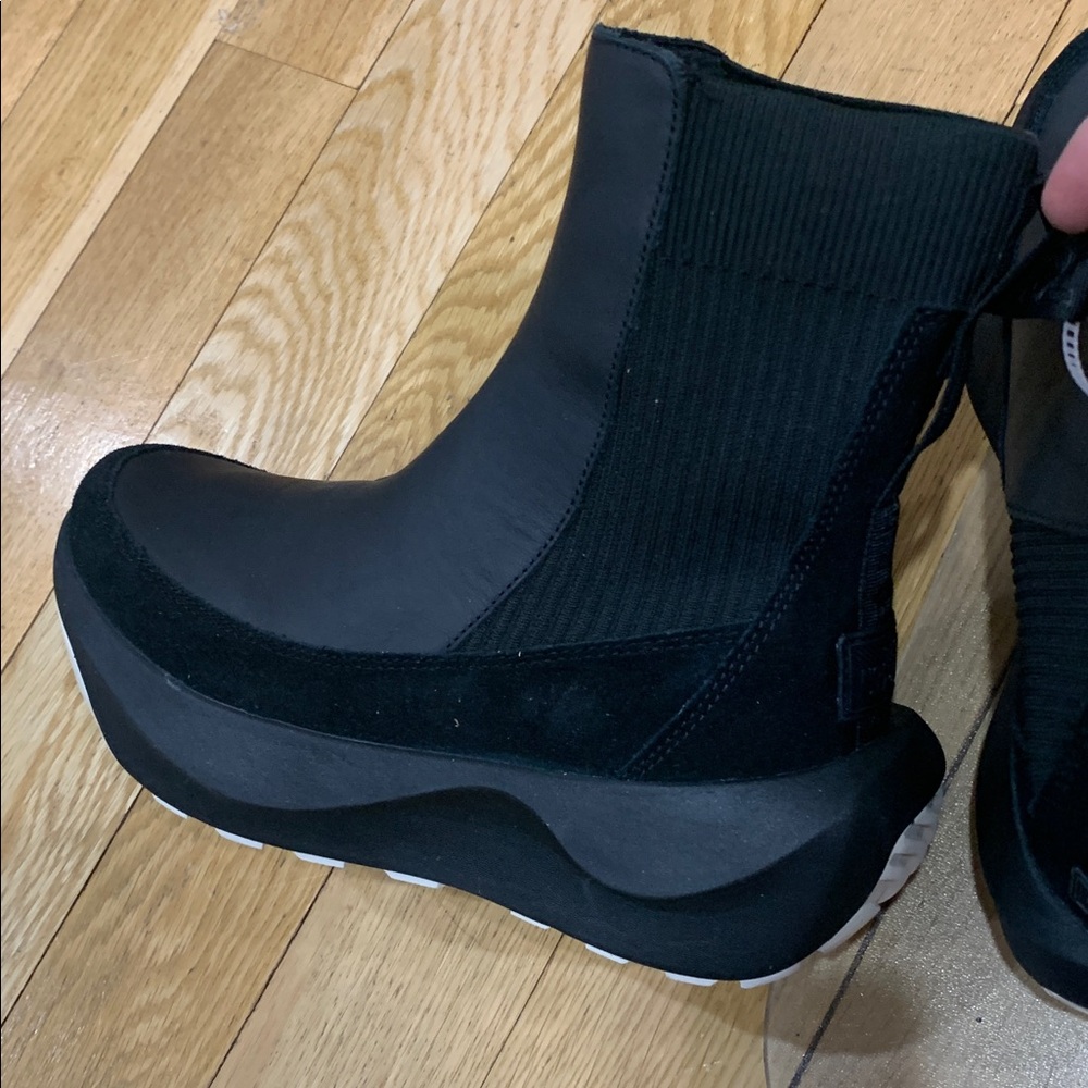 The North Face Halseigh KnotBlack Boots .Women